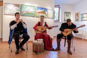 Šenčurska glasbena srečanja – Ansambel Gita (1. koncert) 2